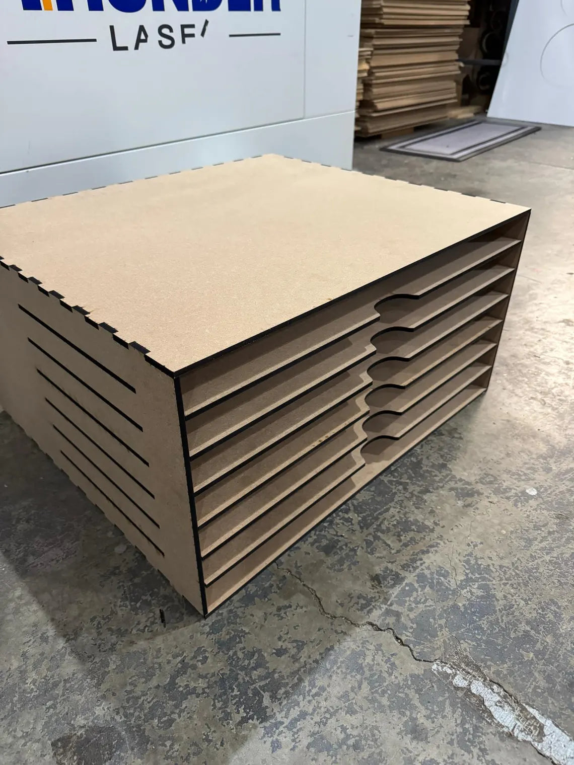 24"x20"x13" Storage Shelf