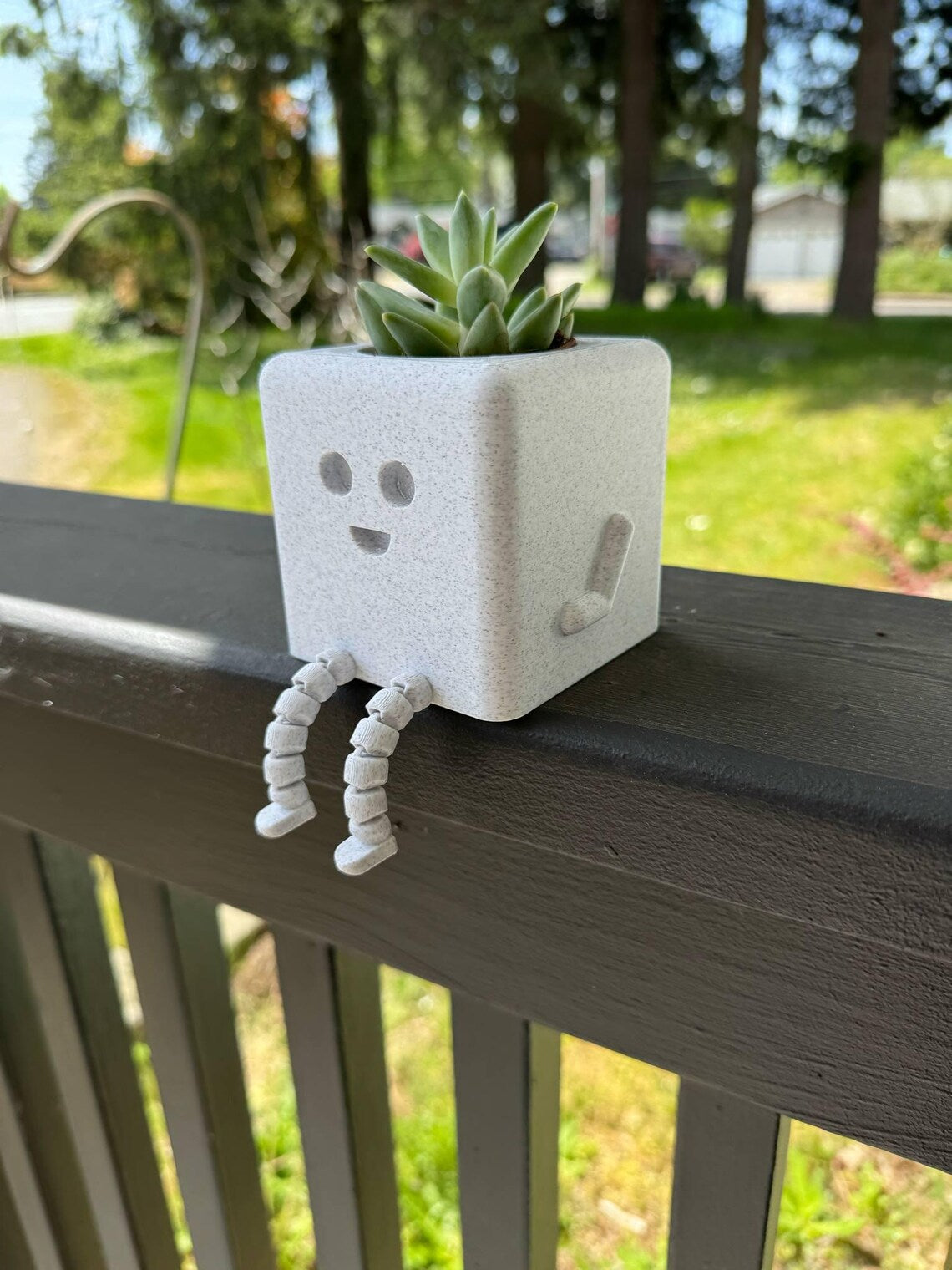 Smiley-Face Planter